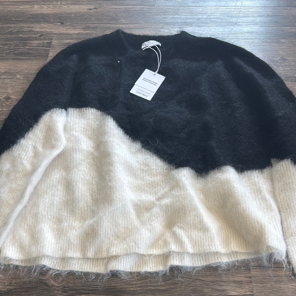 Black and White Women's Sweater from And Other Stories